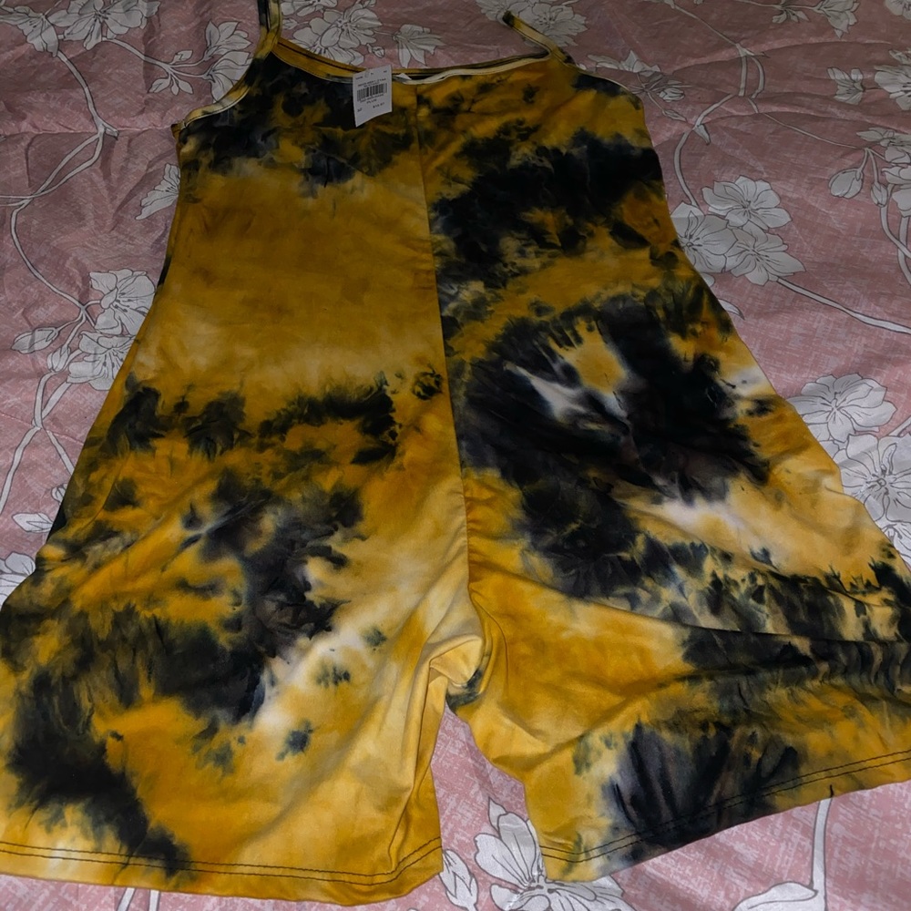 Romper - Picture 2 of 2